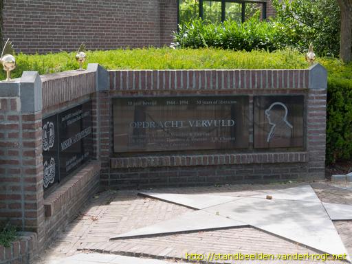 Groesbeek -  General Gavin Monument
