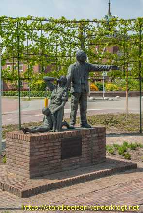 Dinteloord -  Monument 1940-1945