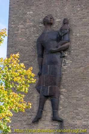 Den Haag -  Moeder met kind