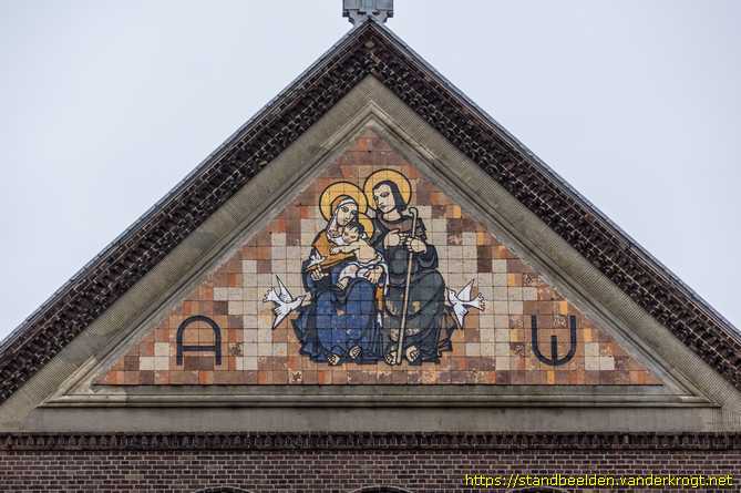 Den Haag -  Heilige Familie en Levensbron